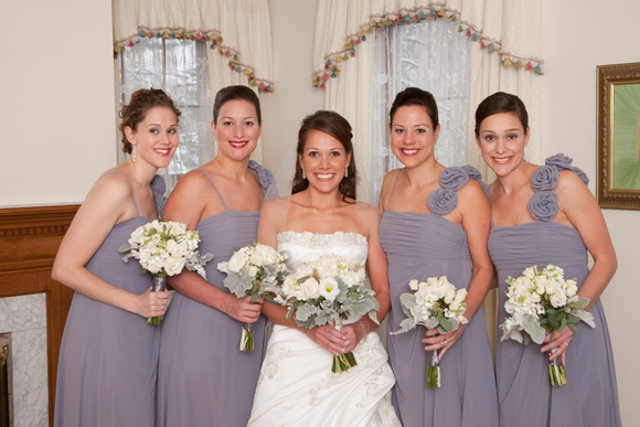 Chicago Bride and her sisters